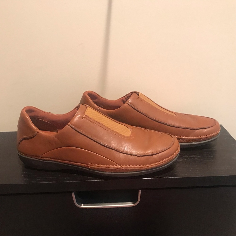 Rockport Women’s Walking Shoes - Picture 2 of 4